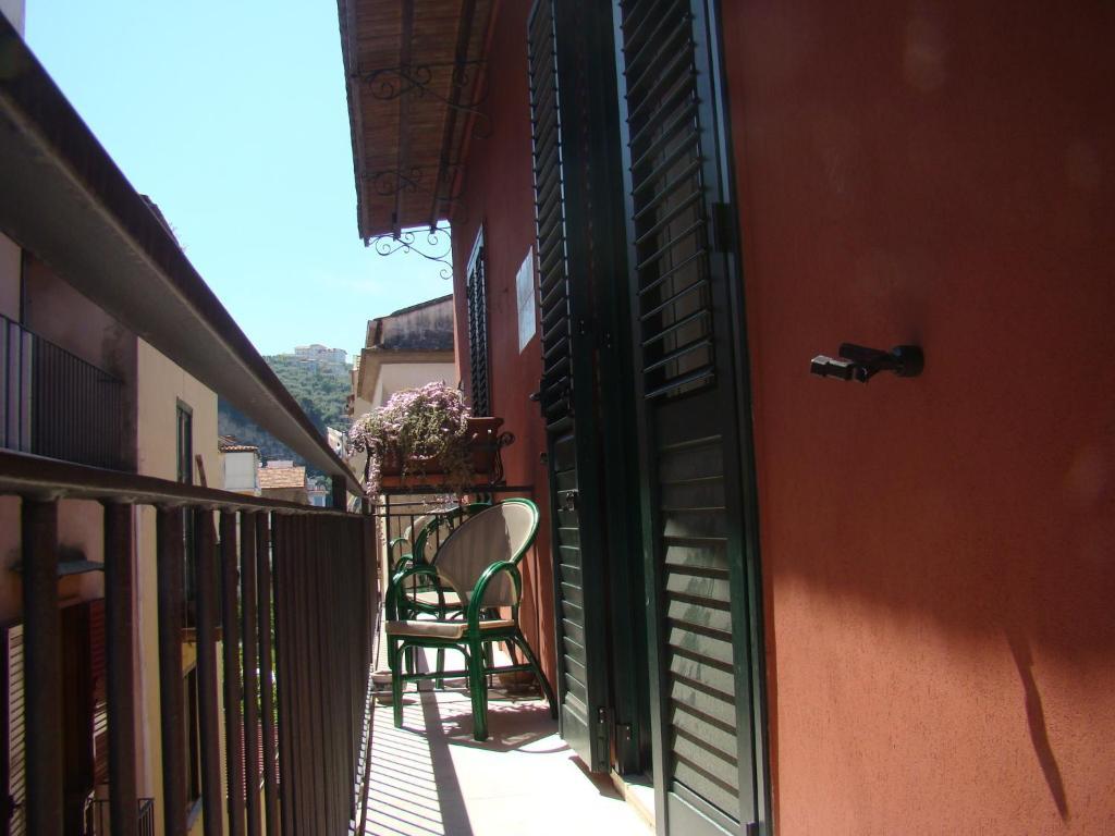Sorrento Inn Guesthouse ภายนอก รูปภาพ